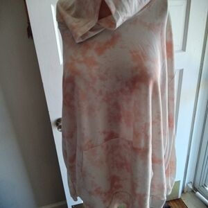 Misia Curvy Plus Size 2X Tye-Dye Hooded Sweatshirt